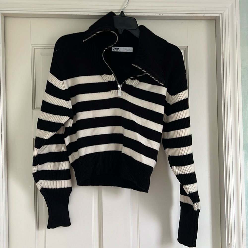 Cropped black and white striped sweater